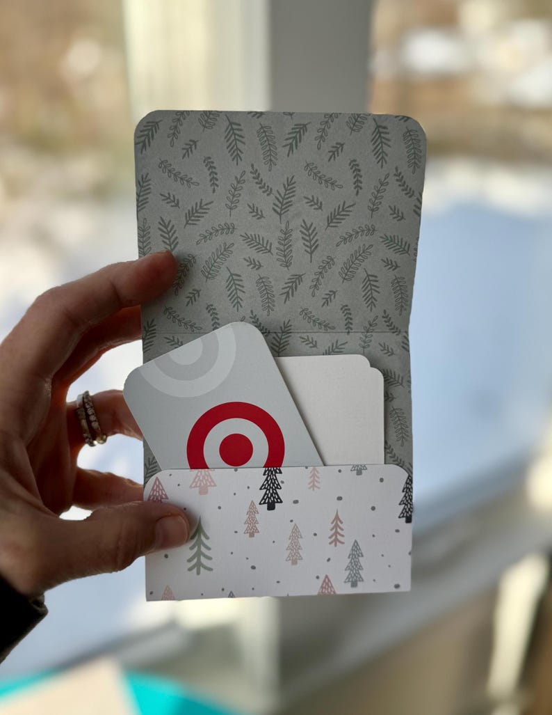 Hello Winter penguin card pocket detail